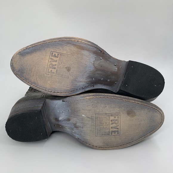 Frye Studded Boot - size 7 - Picture 8 of 8